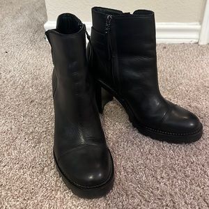 Sam Edelman black booties size 10